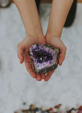 Husrens med Indriel, Monica E. Dahlskjær